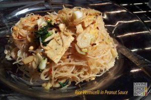 Rice vermicelli in peanut sauce